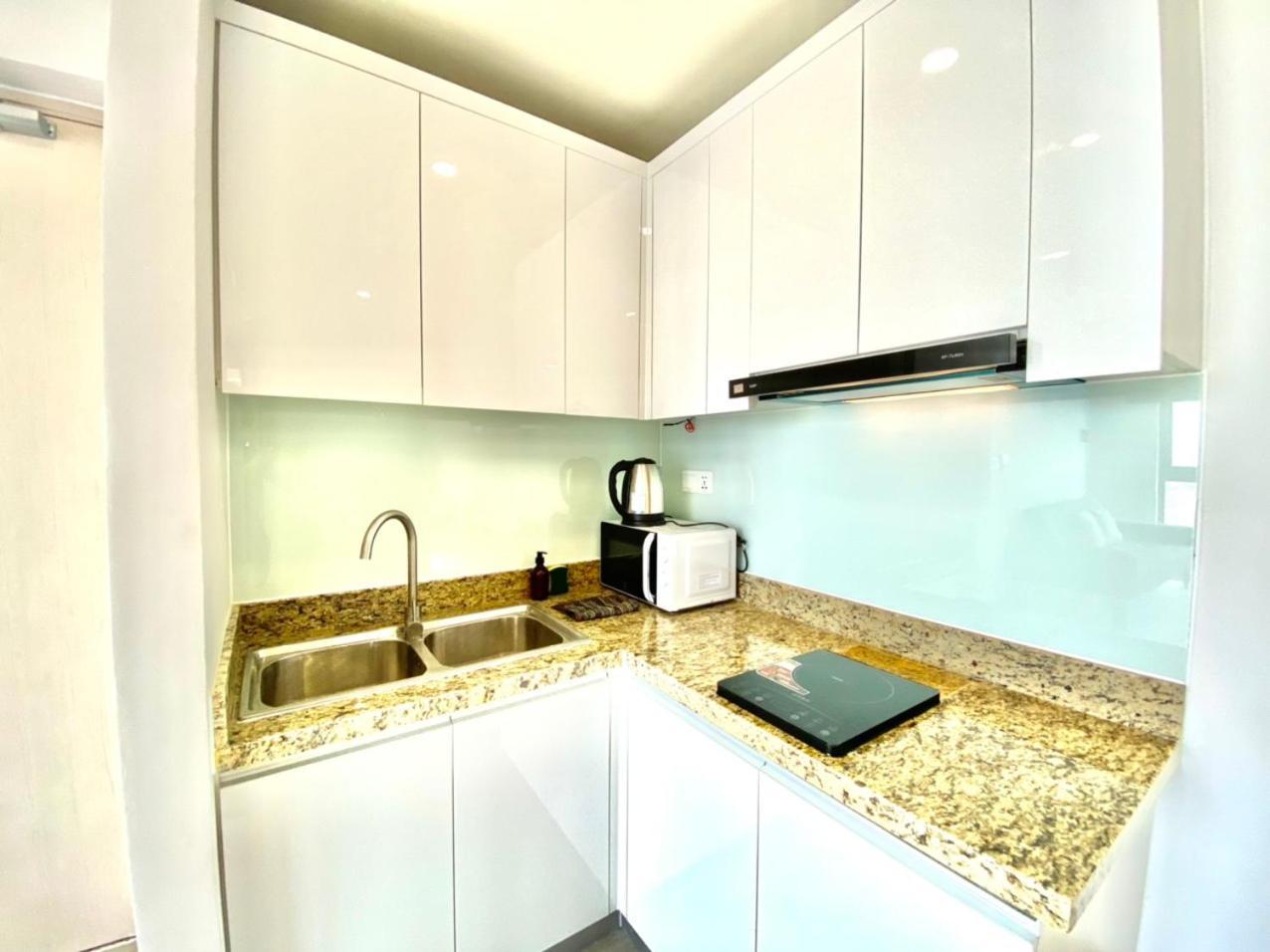 Wise Stay Gold Coast Apartment Нячанг Номер фото